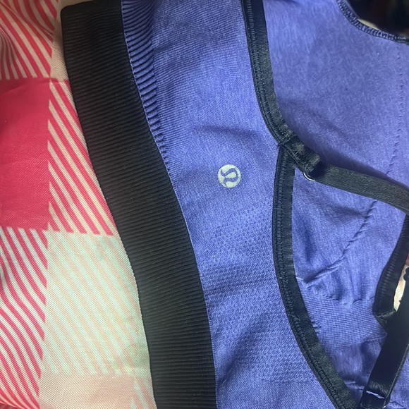 Sports bra bundle 2x Lululemon and 1x Pink VS Large $6.99 shipping - Picture 7 of 10